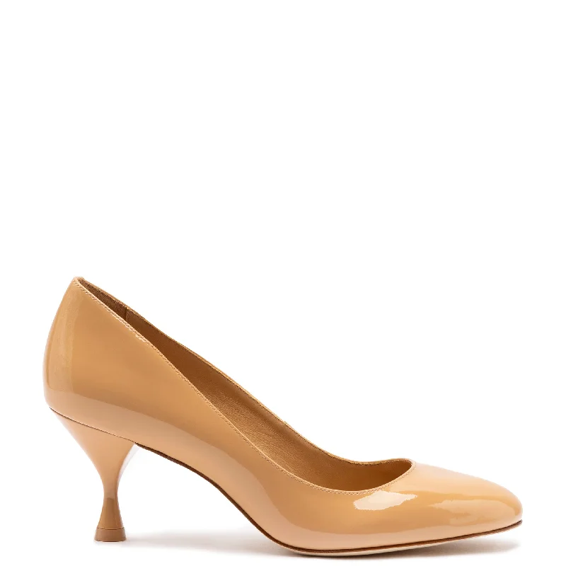 Michelle Lo Pump In Tan Patent Leather