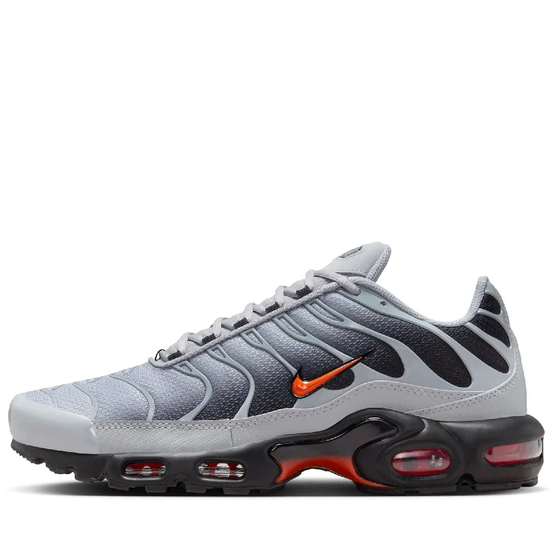 Nike Air Max Plus - Wolf Grey/Picante Red